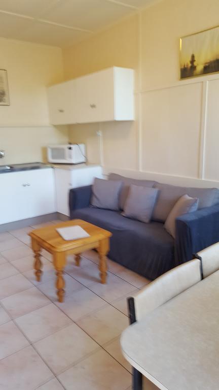 Lakes Entrance Holiday Units Экстерьер фото
