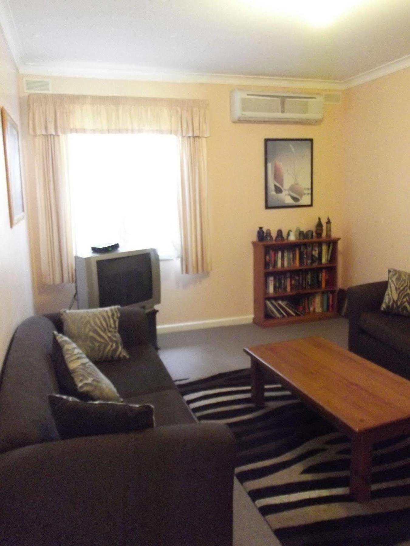 Lakes Entrance Holiday Units Экстерьер фото