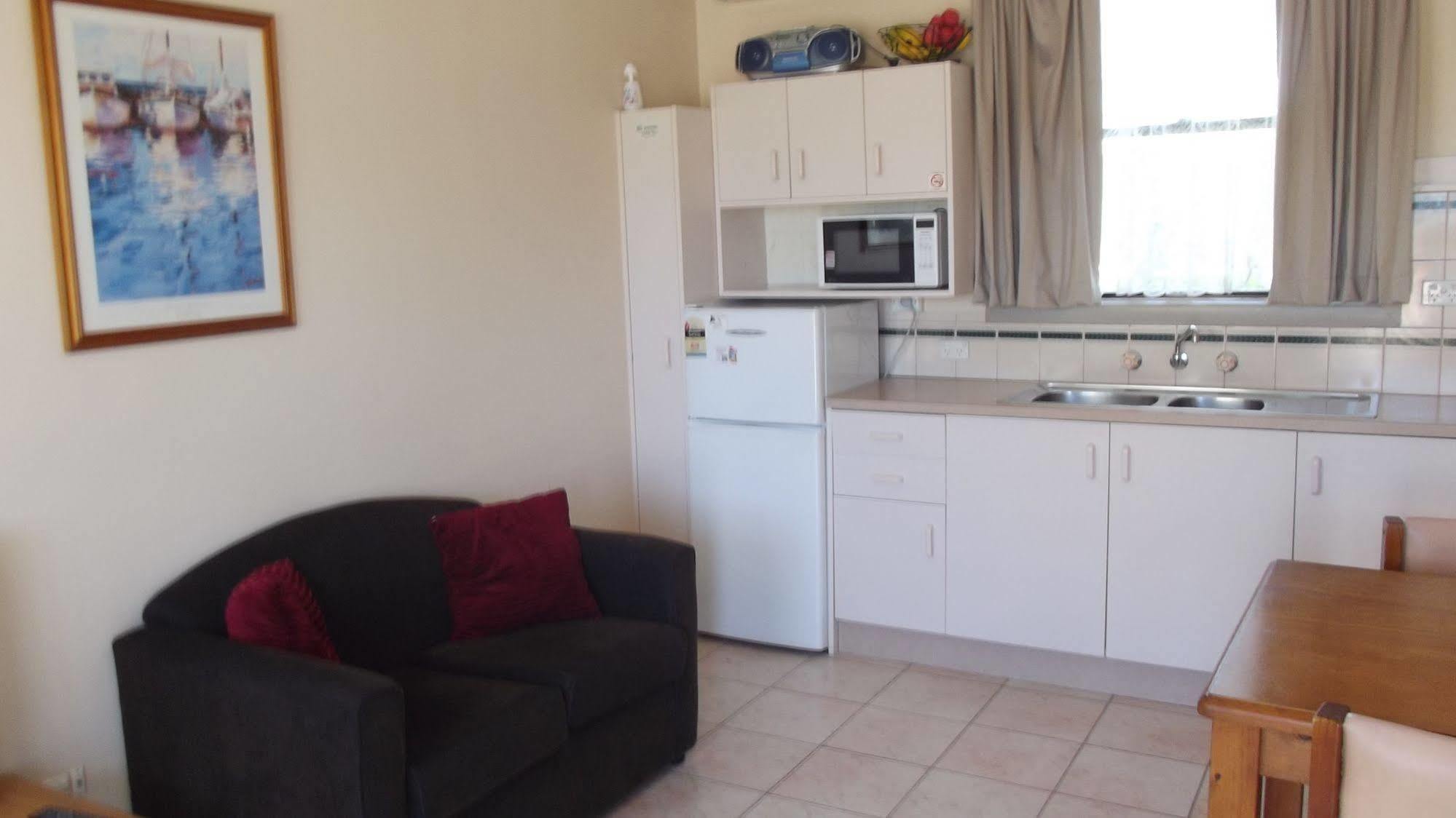 Lakes Entrance Holiday Units Экстерьер фото