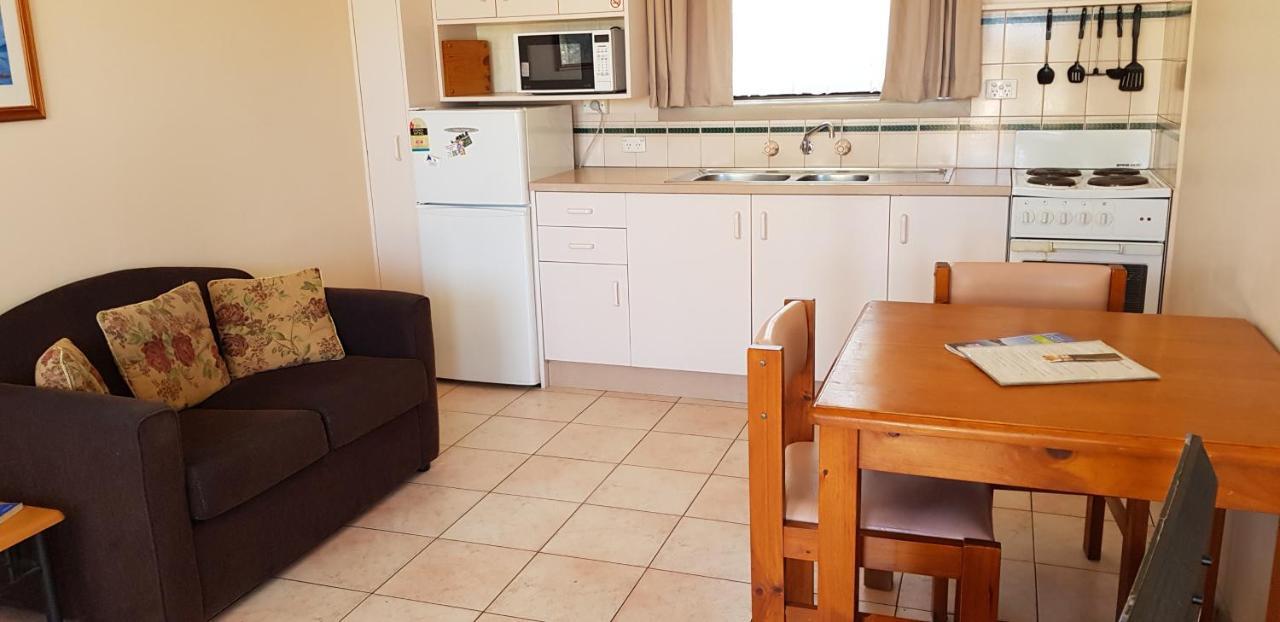 Lakes Entrance Holiday Units Экстерьер фото