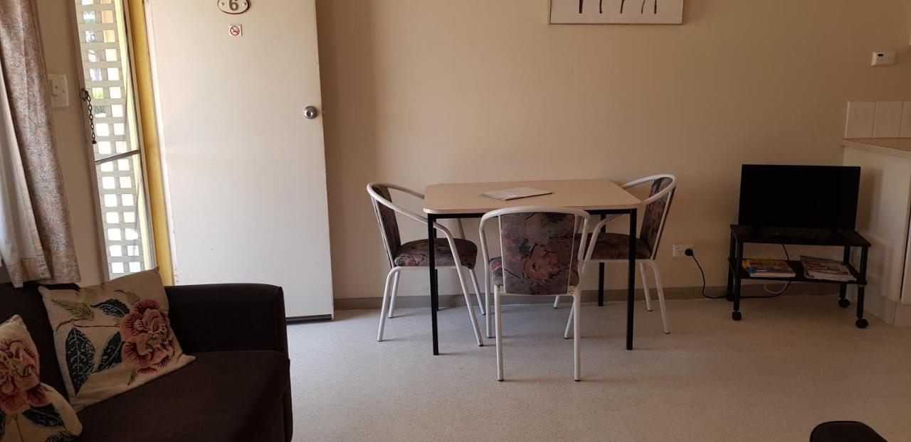 Lakes Entrance Holiday Units Экстерьер фото